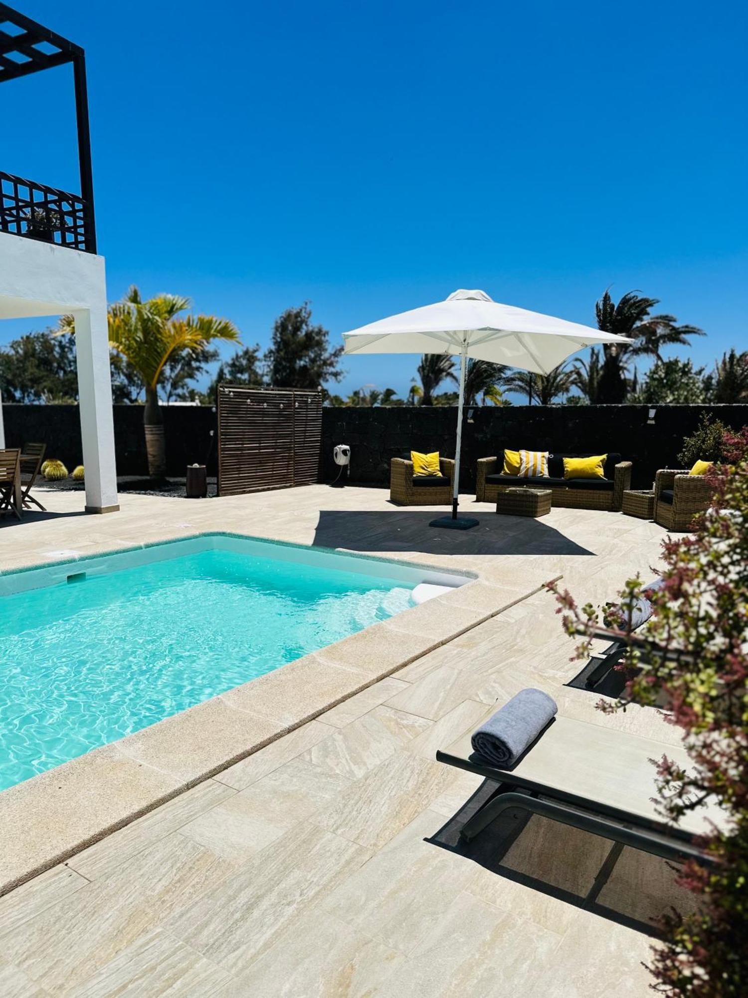 Casa Volcanes Costa Teguise Eksteriør bilde